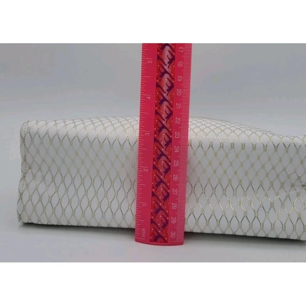 Yves Saint Laurent Beaute Cosmetic Bag White & Gold Make-up Travel Pouch Clutch